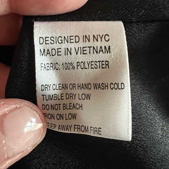 Yumi Kim black floral v-neck mini ruffle dress sz 4 cottagecore romantic - Picture 6 of 10